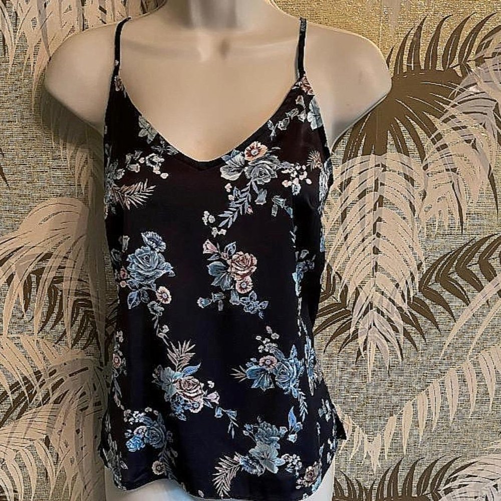 WHITE HOUSE BLACK MARKET Silkly Floral Camisole Top Sz Xs ~ 4